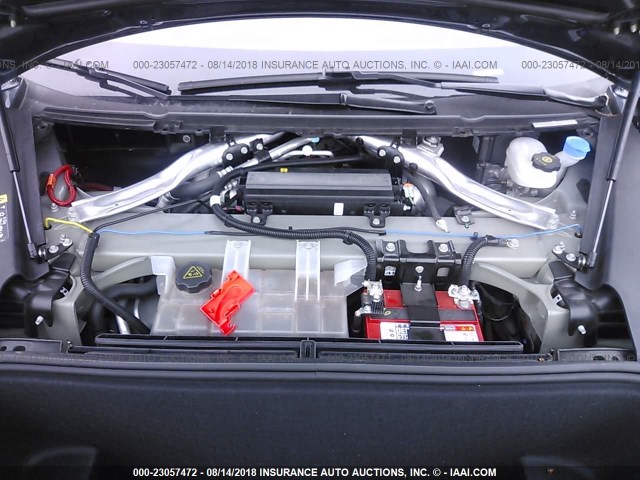 5YJSA1E2XHF229370 - 2017 TESLA MODEL S GRAY photo 10