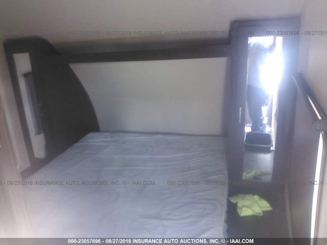 4X4TWDC20K7361524 - 2019 FOREST RIVER WILDWOOD  白色 照片 5