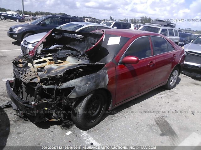 4T1BE46K77U018407 - 2007 TOYOTA CAMRY NEW GENERAT CE/LE/XLE/SE RED photo 2