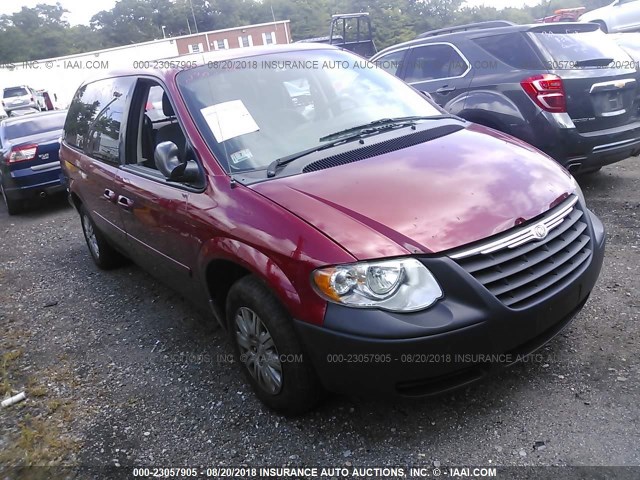 2C4GP44R15R308950 - 2005 CHRYSLER TOWN & COUNTRY LX RED photo 1