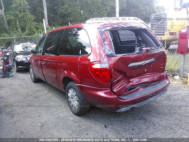 2C4GP44R15R308950 - 2005 CHRYSLER TOWN & COUNTRY LX RED photo 3