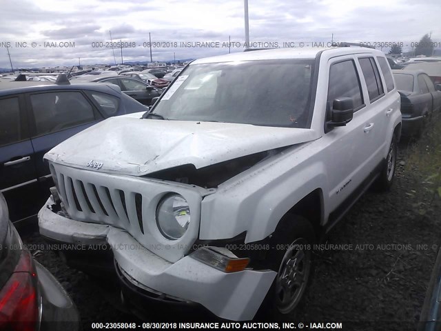 1C4NJPBA5GD744018 - 2016 JEEP PATRIOT SPORT WHITE photo 2