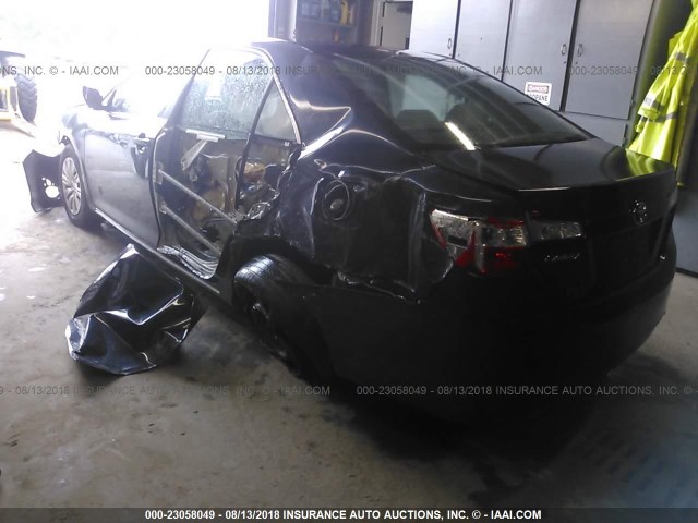 4T4BF1FK3ER388638 - 2014 TOYOTA CAMRY L/SE/LE/XLE ლურჯი ფოტო 3