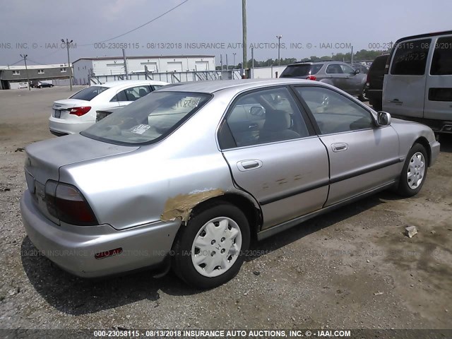 1HGCD5636TA278031 - 1996 HONDA ACCORD LX/EX GOLD photo 4