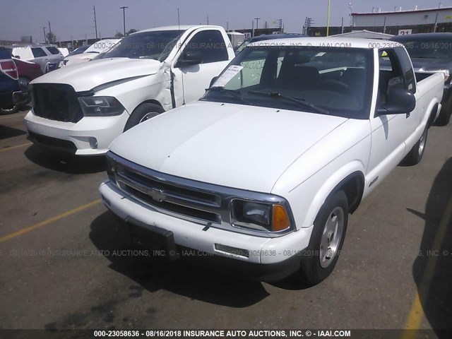 1GCCS19Z5R8125556 - 1994 CHEVROLET S TRUCK S10 WHITE photo 2