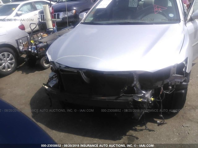 4T1BF3EK2BU191012 - 2011 TOYOTA CAMRY SE/LE/XLE SILVER photo 6