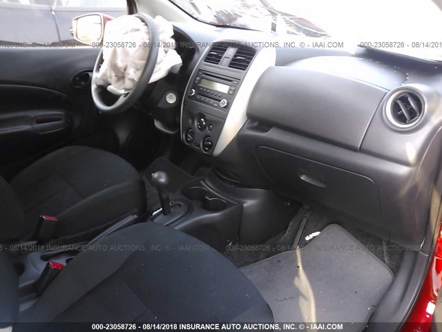 3N1CE2CP3GL410231 - 2016 NISSAN VERSA NOTE S/S PLUS/SV/SL/SR RED photo 5