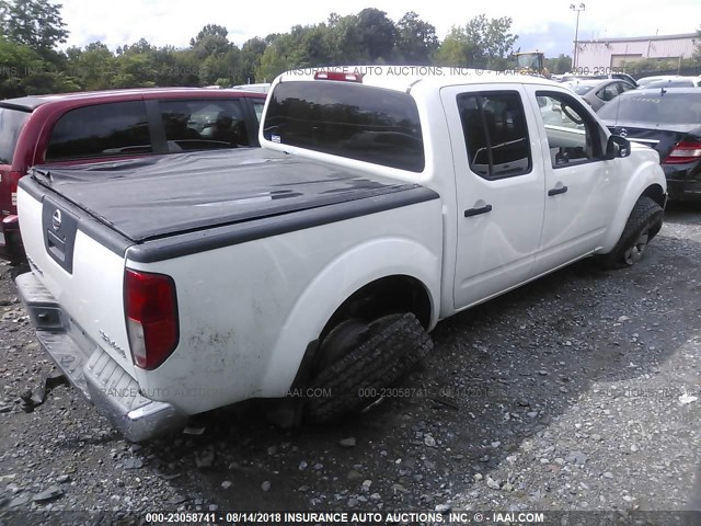 1N6AD07W59C401085 - 2009 NISSAN FRONTIER CREW CAB SE/LE/NISMO WHITE photo 4