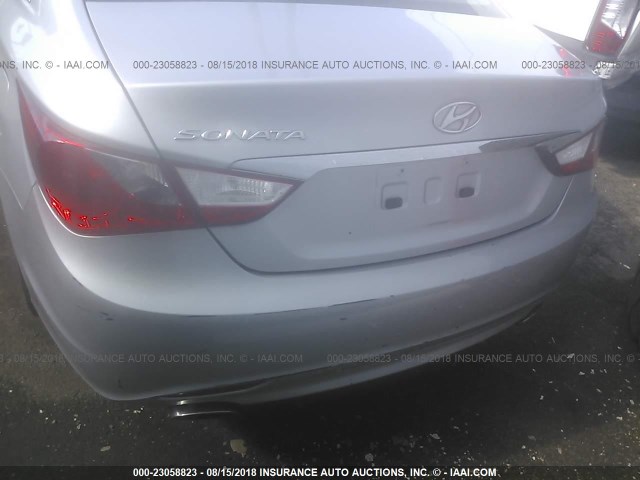 5NPEC4AC5BH016844 - 2011 HYUNDAI SONATA SE/LIMITED SILVER photo 6