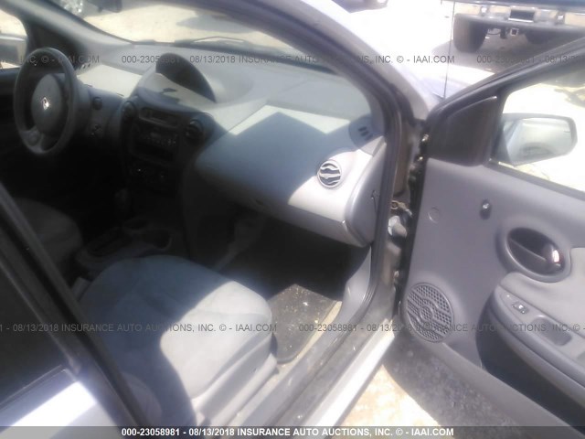 1G8AJ52F43Z103769 - 2003 SATURN ION LEVEL 2 银色 照片 5