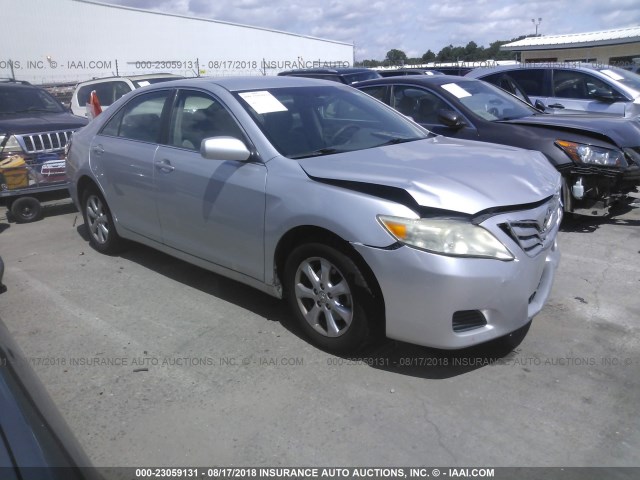 4T1BF3EK5BU150650 - 2011 TOYOTA CAMRY SE/LE/XLE ვერცხლისფერი ფოტო 1