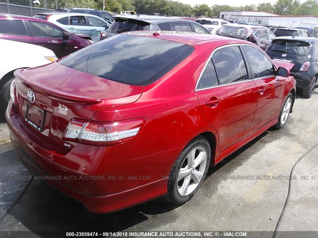 4T1BF3EK1BU673034 - 2011 TOYOTA CAMRY SE/LE/XLE RED photo 4