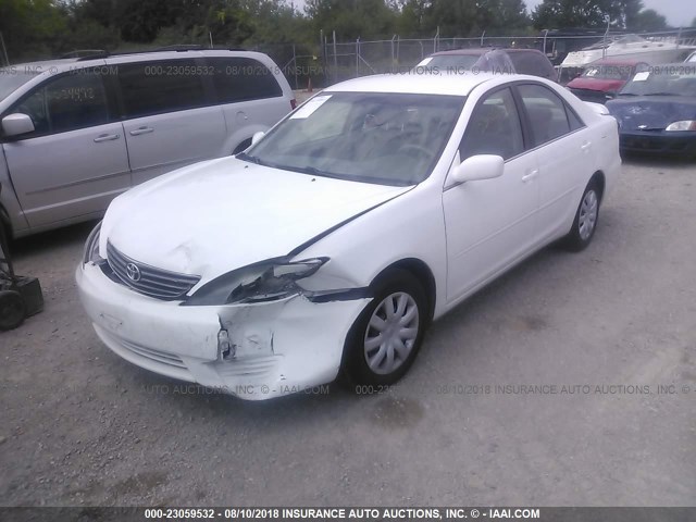 4T1BE32K75U404970 - 2005 TOYOTA CAMRY LE/XLE/SE Ağ foto 2