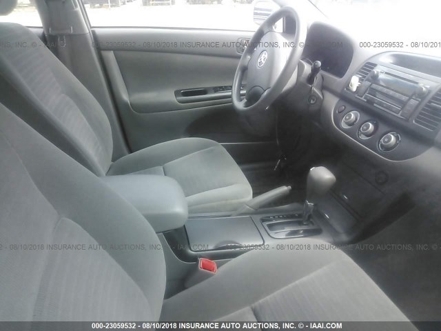 4T1BE32K75U404970 - 2005 TOYOTA CAMRY LE/XLE/SE Ağ foto 5