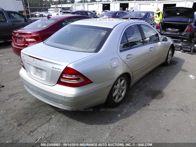 WDBRF81J94F462778 - 2004 MERCEDES-BENZ C 240 4MATIC SILVER photo 4