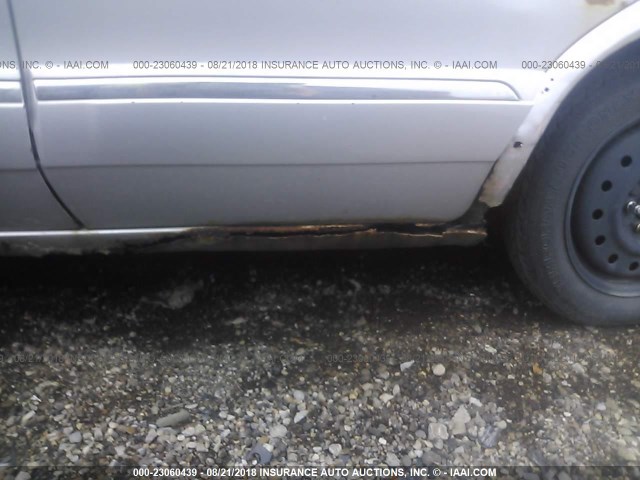 1LNHM97V7YY882144 - 2000 LINCOLN CONTINENTAL  Күміс фото 6