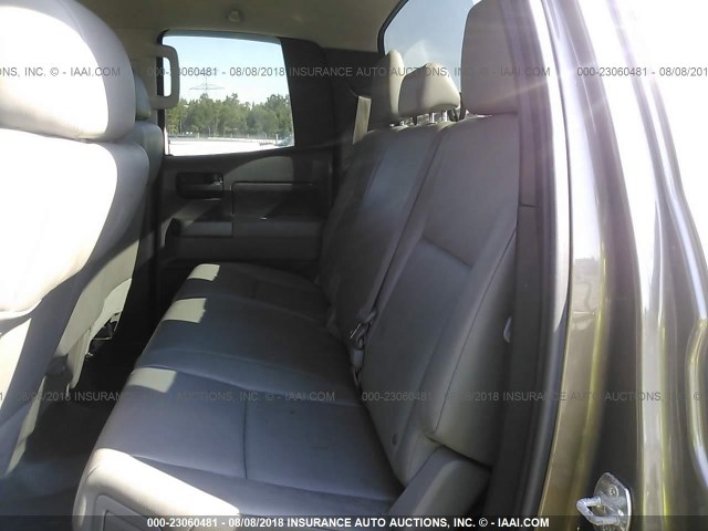 5TFRM5F14AX011701 - 2010 TOYOTA TUNDRA DOUBLE CAB SR5 GRAY photo 8
