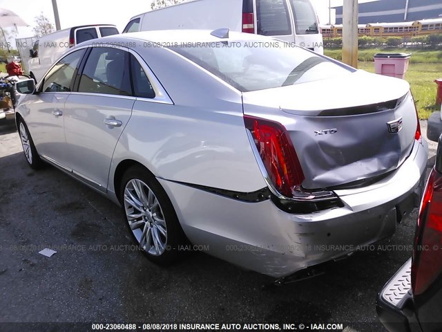 2G61M5S36J9127990 - 2018 CADILLAC XTS LUXURY SILVER photo 3