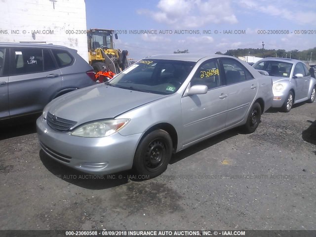 4T1BE32KX3U755983 - 2003 TOYOTA CAMRY LE/XLE/SE Gümüş foto 2