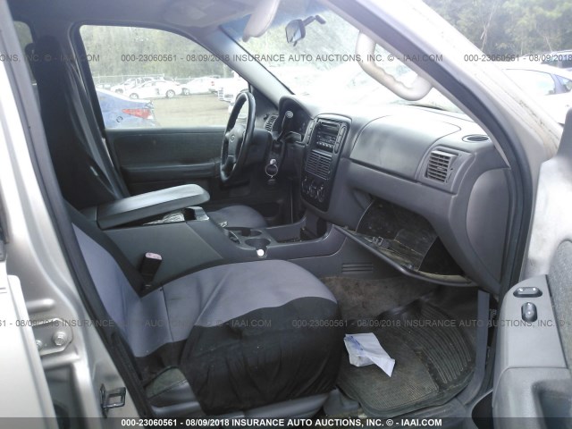 1FMZU62K33UC03146 - 2003 FORD EXPLORER XLS/XLS SPORT SILVER photo 5