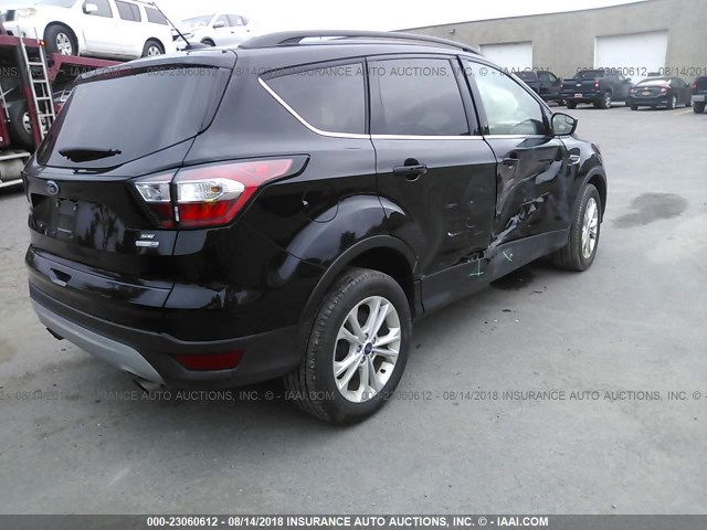 1FMCU9GD0JUA65824 - 2018 FORD ESCAPE SE Qara foto 4