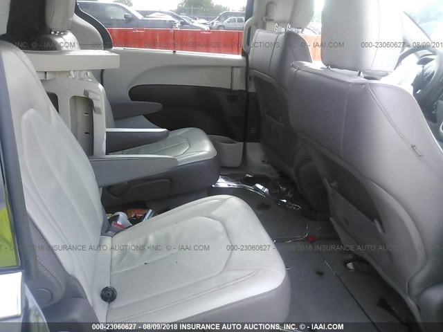 2C4RC1BG4JR149128 - 2018 CHRYSLER PACIFICA TOURING L Մոխրագույն լուսանկար 8