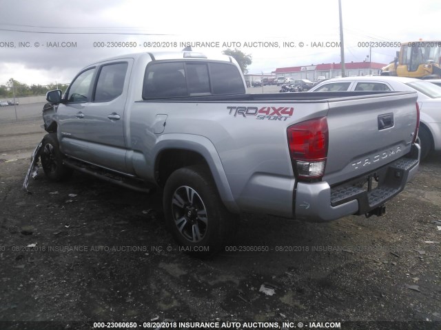 3TMDZ5BN1GM010069 - 2016 TOYOTA TACOMA DBL CAB/SR5/TRD SPORT/OR SILVER photo 3