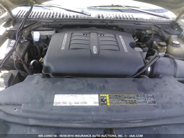 5LMFU28R74LJ14684 - 2004 LINCOLN NAVIGATOR GOLD photo 10