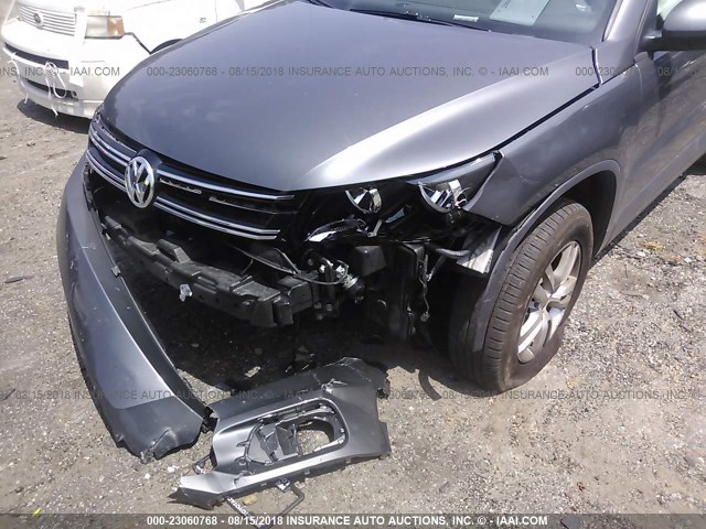 WVGAV7AX7FW509451 - 2015 VOLKSWAGEN TIGUAN S/SE/SEL/R-LINE GRAY photo 6