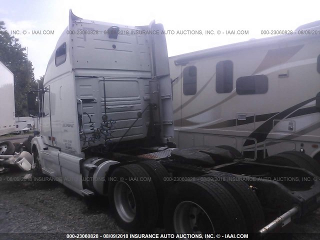 4V4NC9TGX6N420519 - 2006 VOLVO VN Unknown photo 7