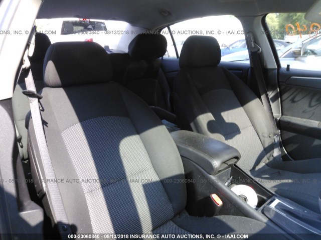 1G1ZH57BX9F174858 - 2009 CHEVROLET MALIBU 1LT ნაცრისფერი ფოტო 8