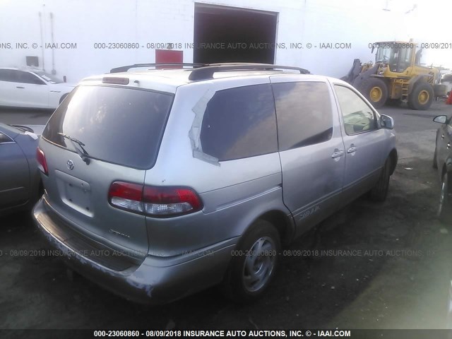 4T3ZF13C32U462939 - 2002 TOYOTA SIENNA LE/XLE SILVER photo 4