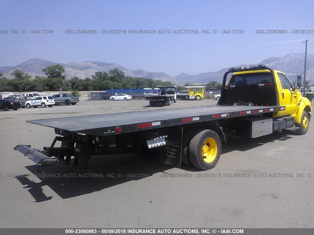 3FRNF65F85V102703 - 2005 FORD F650 YELLOW photo 4