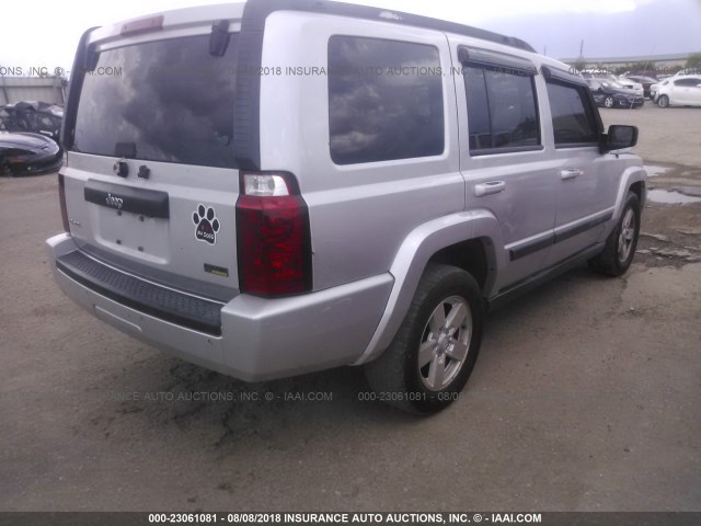 1J8HG48PX7C601098 - 2007 JEEP COMMANDER SILVER photo 4