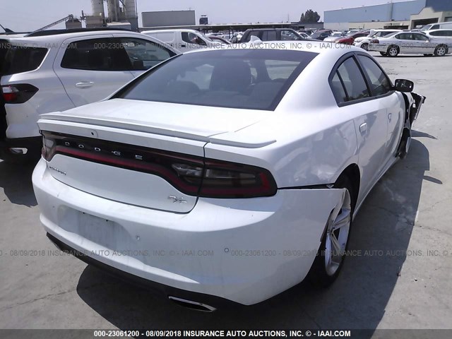 2C3CDXCT7JH243032 - 2018 DODGE CHARGER R/T WHITE photo 4