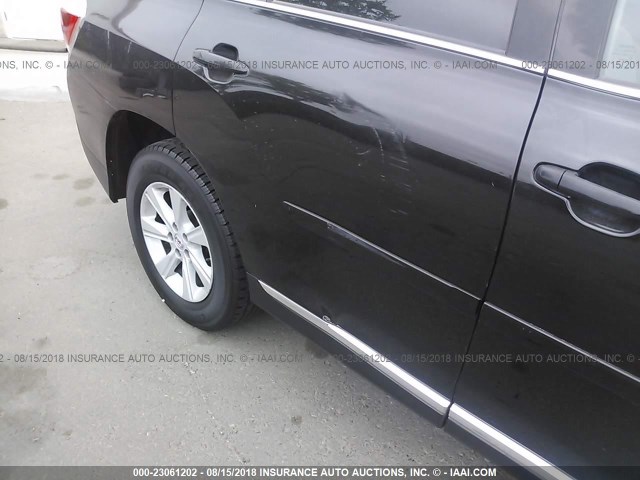 5TDZA3EH4DS037916 - 2013 TOYOTA HIGHLANDER PLUS BLACK photo 6