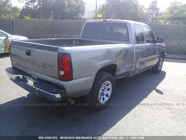 1GCEC19X76Z273685 - 2006 CHEVROLET SILVERADO C1500 GRAY photo 4