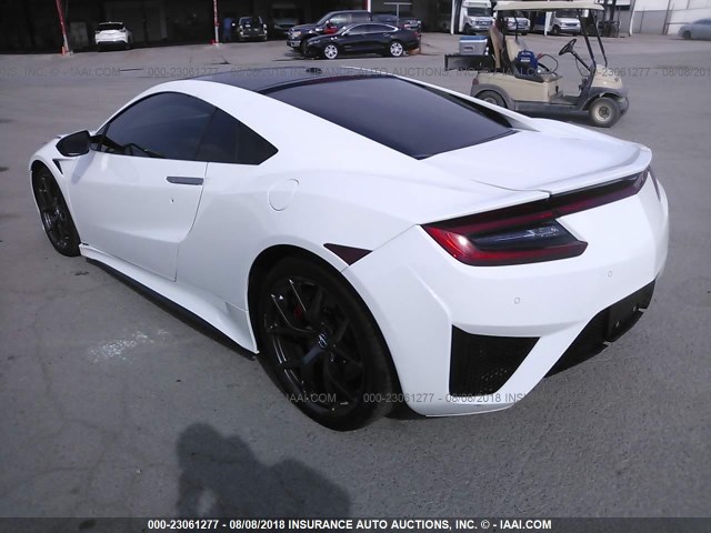 19UNC1B06HY000129 - 2017 ACURA NSX WHITE photo 3