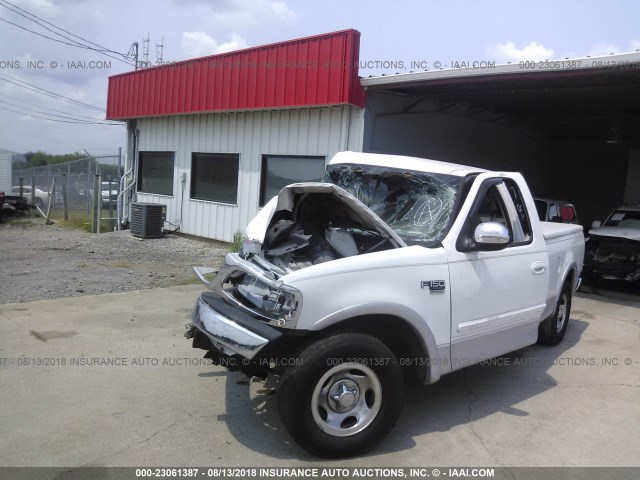 1FTRX17W2YNA49525 - 2000 FORD F150 Blanc photo 2