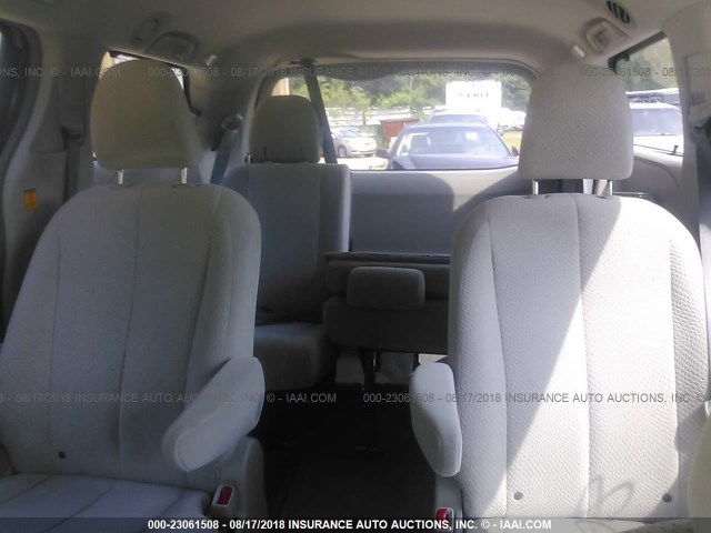 5TDJK3DC5BS011550 - 2011 TOYOTA SIENNA LE GRAY photo 8