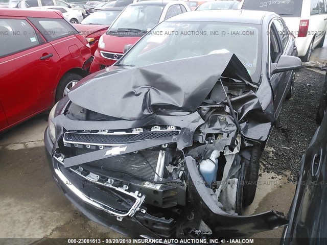 1G1ZC5EB0A4165300 - 2010 CHEVROLET MALIBU 1LT ნაცრისფერი ფოტო 2