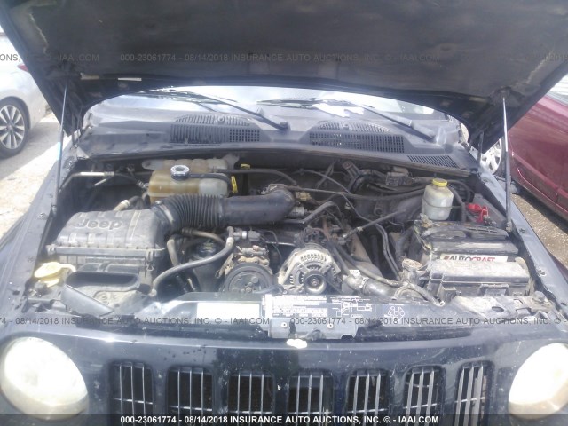 1J4GK38K75W669994 - 2005 JEEP LIBERTY RENEGADE BLACK photo 10