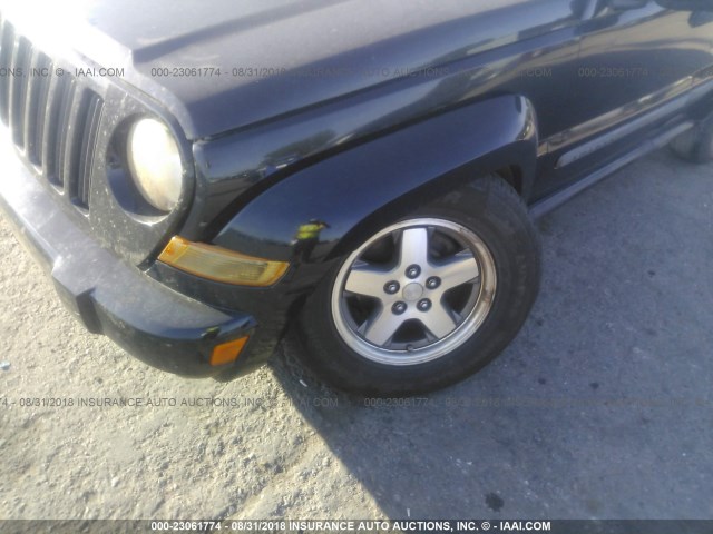 1J4GK38K75W669994 - 2005 JEEP LIBERTY RENEGADE BLACK photo 6