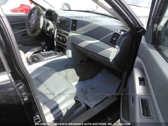 1J4GR48K06C321216 - 2006 JEEP GRAND CHEROKEE LAREDO/COLUMBIA/FREEDOM 黑色 照片 5