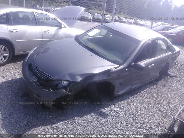 JTDBE32K453025631 - 2005 TOYOTA CAMRY LE/XLE/SE 灰色 照片 2