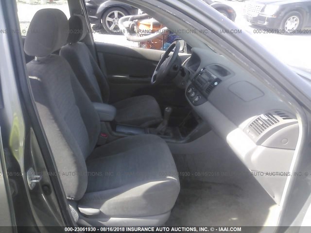 JTDBE32K453025631 - 2005 TOYOTA CAMRY LE/XLE/SE 灰色 照片 5