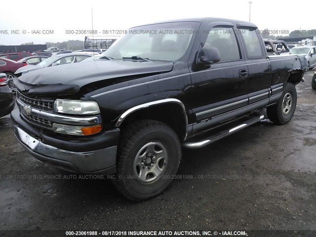 1GCEK19V71E110441 - 2001 CHEVROLET SILVERADO K1500 BLACK photo 2