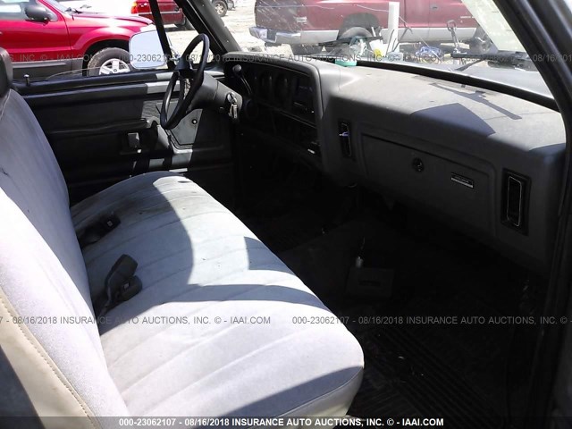 1B7GE16Y3LS621910 - 1990 DODGE D-SERIES D150 GRAY photo 5