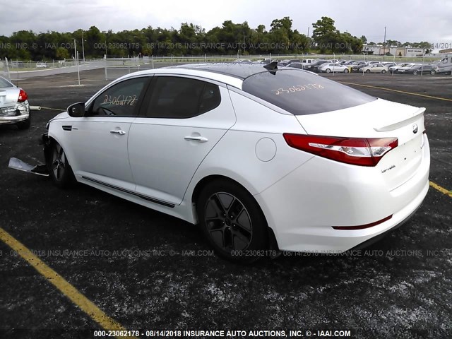 KNAGM4AD2D5050853 - 2013 KIA OPTIMA HYBRID WHITE photo 3