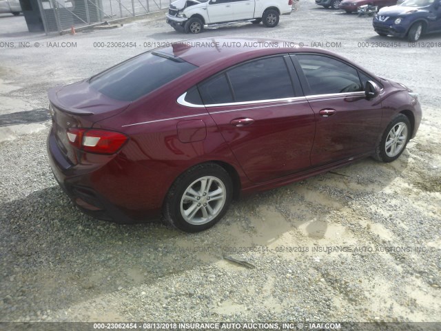 1G1BE5SM1J7197995 - 2018 CHEVROLET CRUZE LT RED photo 4